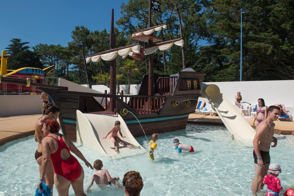 Camping L'Ocean Brem Sur Mer Exteriér fotografie